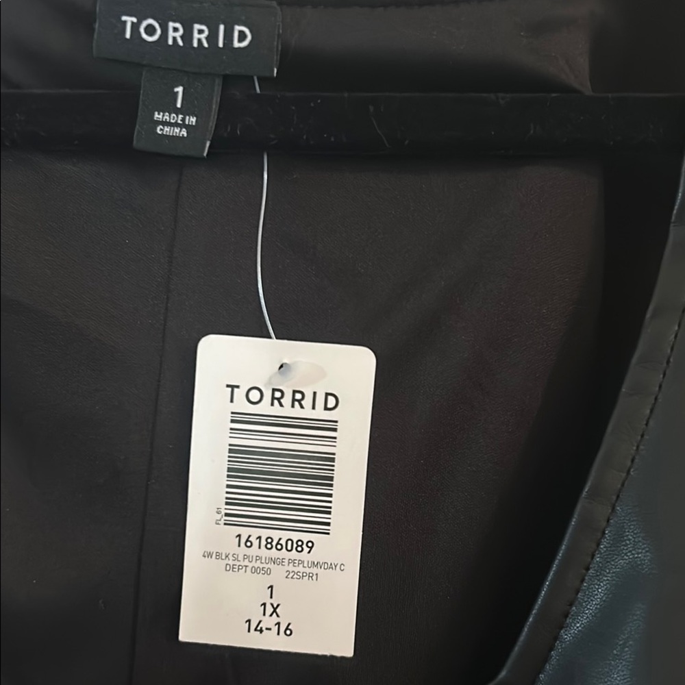 Torrid Black Faux Leather Peplum Top - Picture 4 of 6